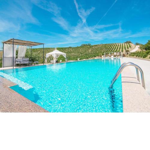 Enticing Apartment in Ascoli Piceno with Swimming Pool