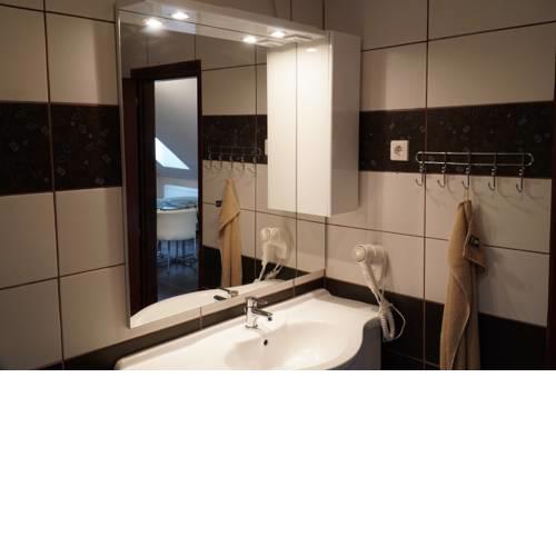 Eplényi Apartmanház