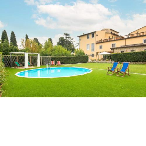 Epoque villa with private garden and pool