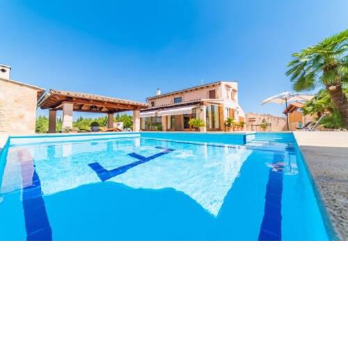 es Barcares Holiday Home Sleeps 6 with Pool Air Con and WiFi