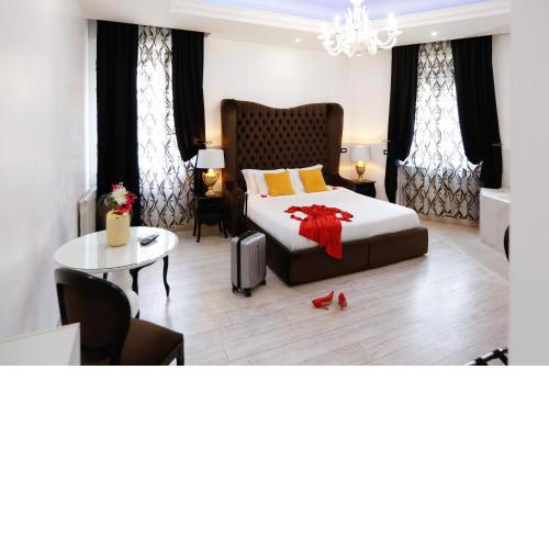 Escape Luxury Suite