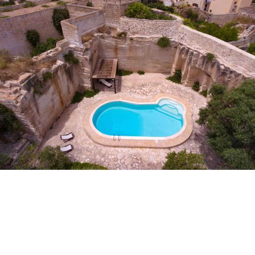 Esperanto Suite&Pool