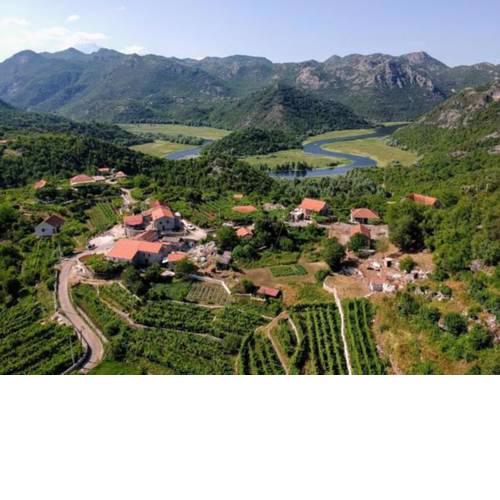 Estate & Winery San Duyevo