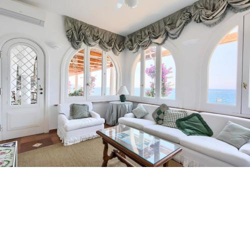 Estate4home - Villa San Montano
