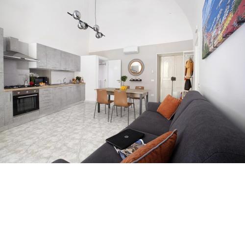Estate4home- Nagy house