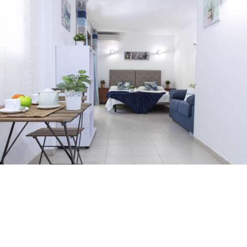 Estudio a 100 metros de la playa