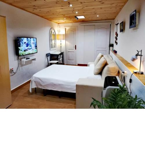 Estudio acogedor, cerca de la playa con piscina.