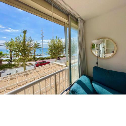 Estudio Poniente Seafront