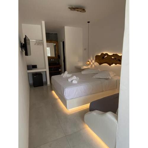 Eternal Town Suites