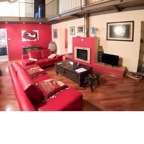 Ethnic Chic Apartment