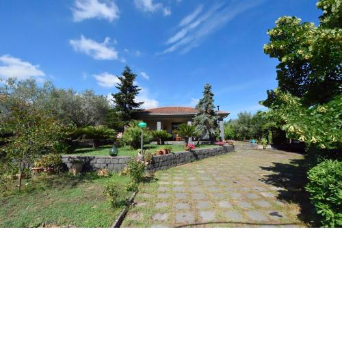 Etna Travellers B&B