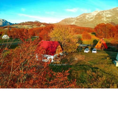Etno village Maple