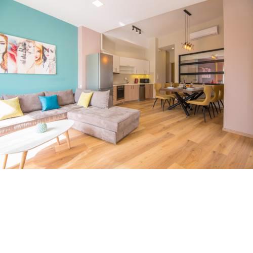 Euphoria Luxury Apartment