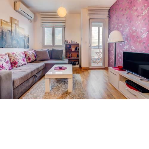 Eureka Apartment