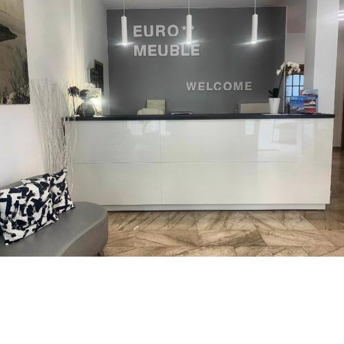Euro Meublé