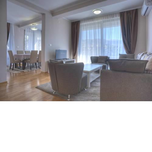 Eva Apartments