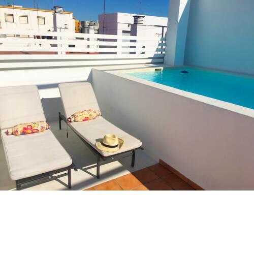 Eva Recommends Resolana & Piscina