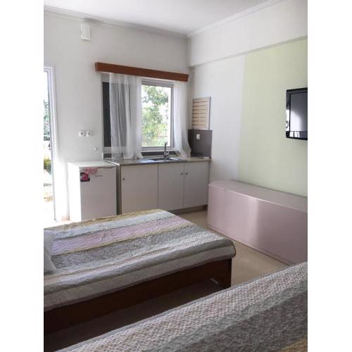 Eva Rooms
