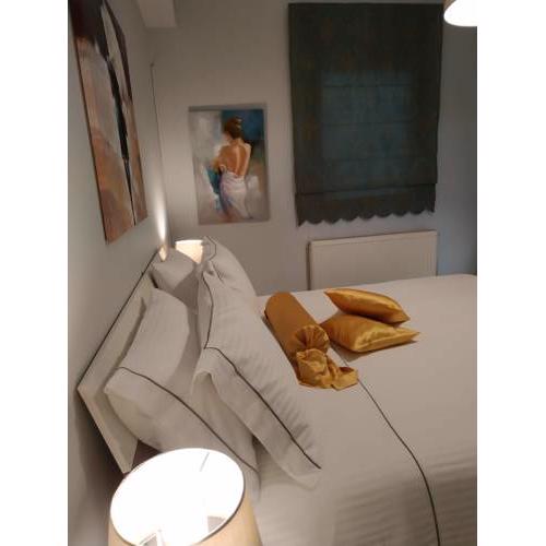 Eva's Luxury Apartment With Fireplace And Garden