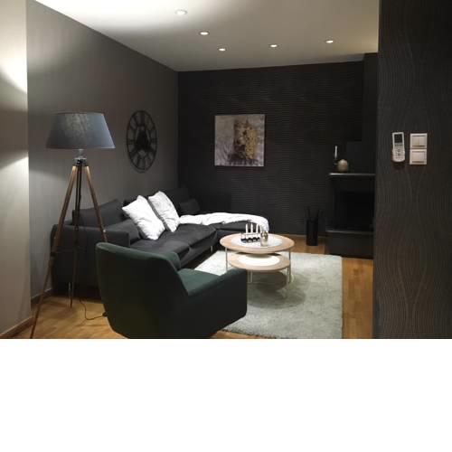Evelina’s apartment