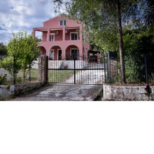 Evelina's Country House