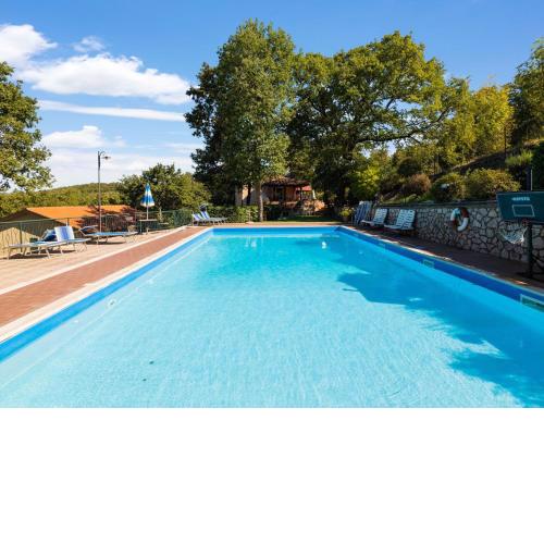 Excellent Cottage in Santa Comba with Communal Pool