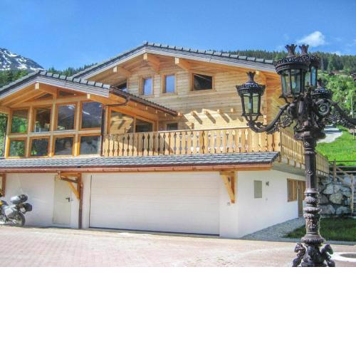 Exceptional, luxury ski chalet, outdoor bubble bath, panoramic winter garden