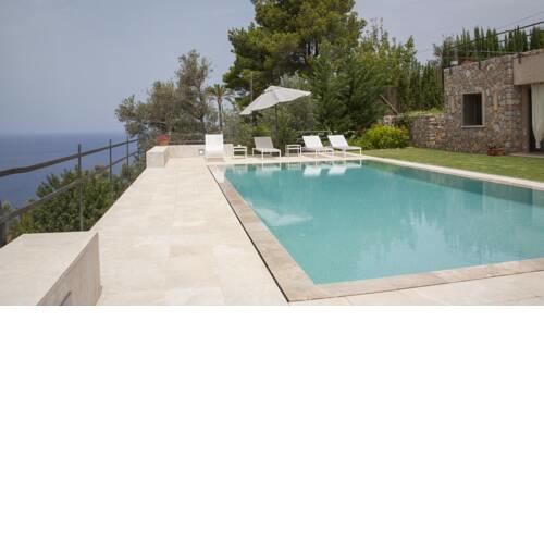 Exclusive 6 Bedroom Villa with Private Pool, Mallorca Villa 1004