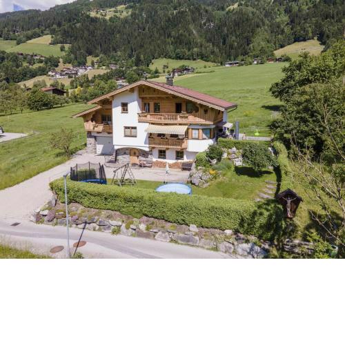 Exclusive apartment with garden and whirlpool