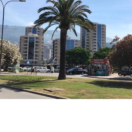 Exclusive Seaview 3-Bedroom Apartment