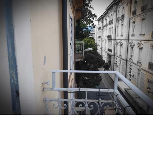 EXECUTIVE SPLITTED FLAT DOWNTOWN LUGANO