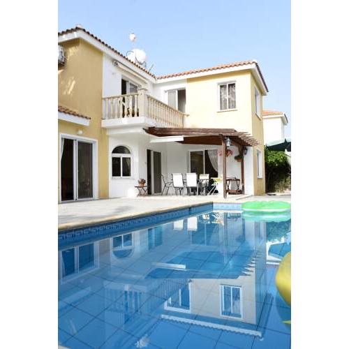 Exellent three bedroom Villa in Coral Bay