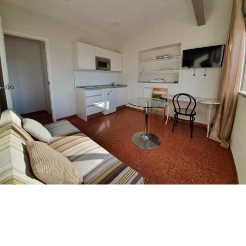 EXPLANADA HOUSE