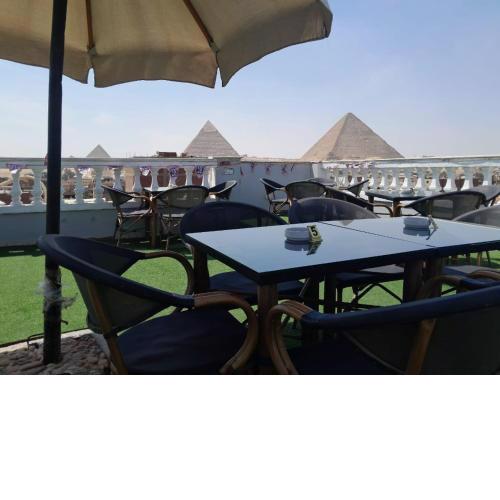 Explore Stars Pyramids View