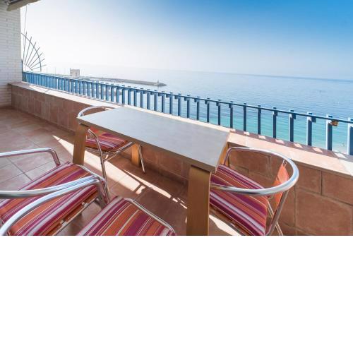 Expoholidays-Ático primera línea Aguadulce