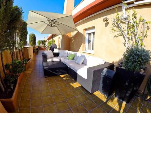Exquisite pent-house with Panoramic Terrace