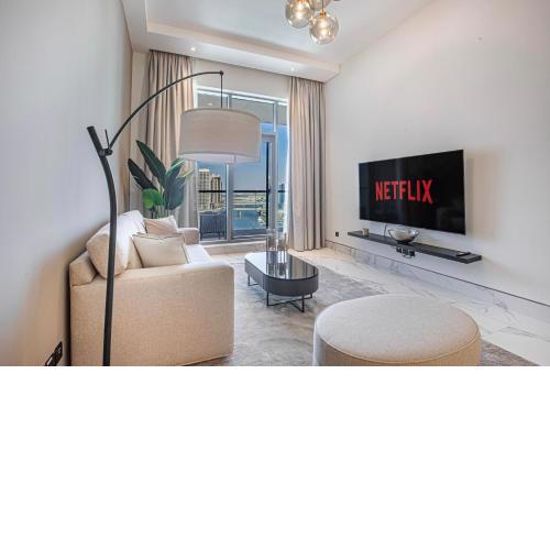Extravagant 1 BR in J-One Tower Business Bay