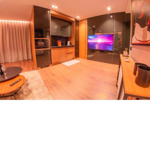 Ezekiel Luxury Suite