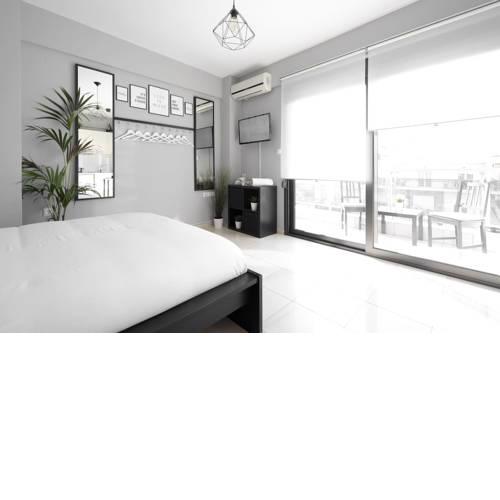 F & B Collection - Escape Avenue