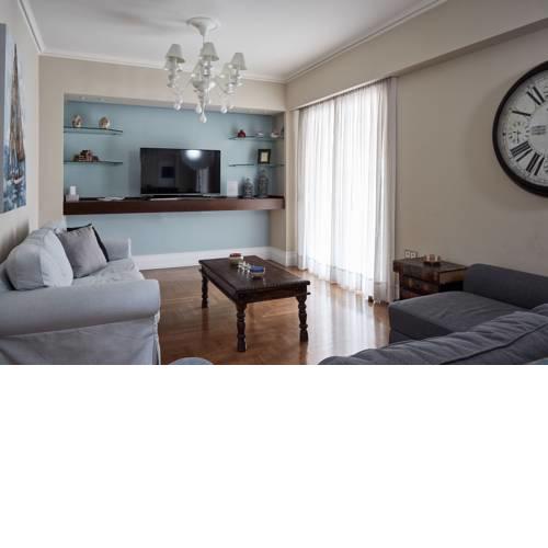 Fabulous 3BD Apt close to Kalimarmaro