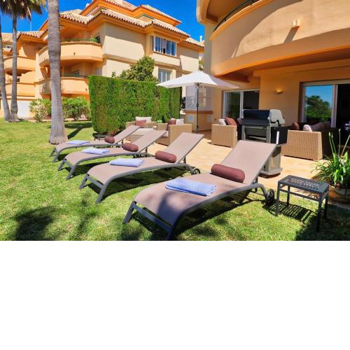 Fabulous apartment in Elviria Hills