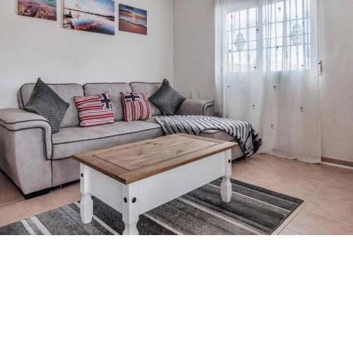 Fabulous Holiday home with private swimming pool