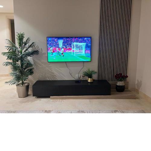 Fabulous Sea view 1 BR & private Garden to the pool at Mangroovy