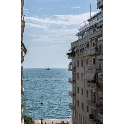 Fabulous Sea View Apartment
