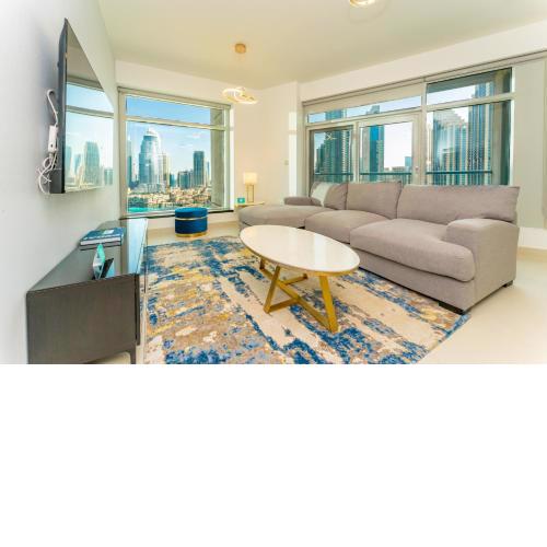 FAM Living - Loft Tower - Burj Khalifa and Fountain View