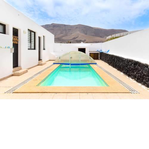 Famara Beach Apt
