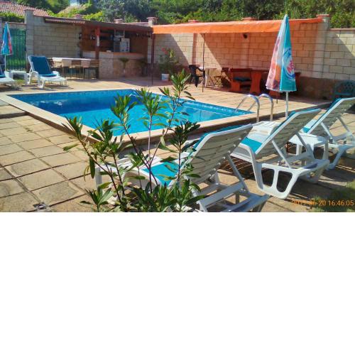 Famili hotel BARBA YANI