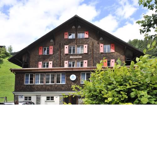 Familien- & Jugendherberge Berghaus