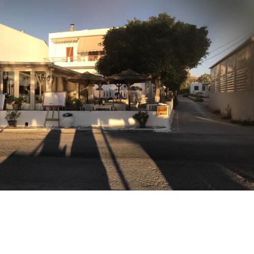 Family apartment Livadia beach Parikia