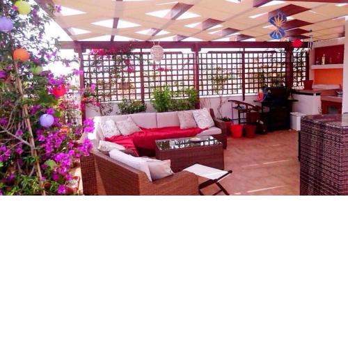 Family apartment near Acropolis with roof garden